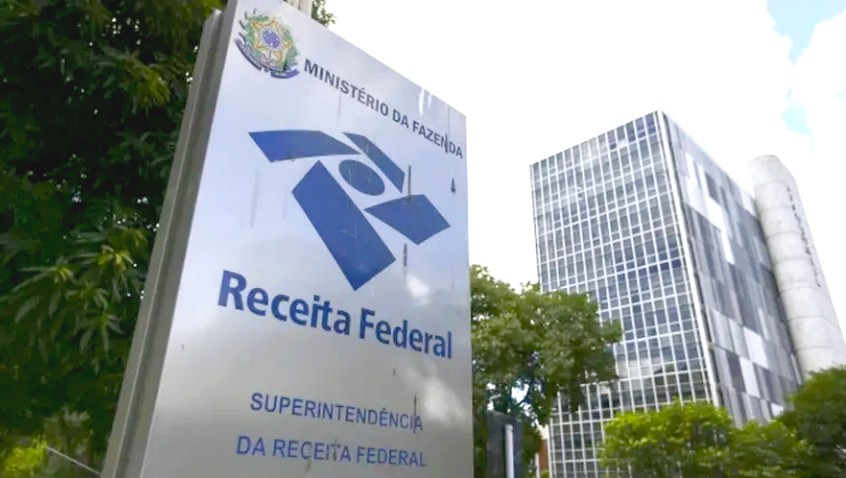 Receita Federal suspende imunidade tributária sobre salários de líderes religiosos