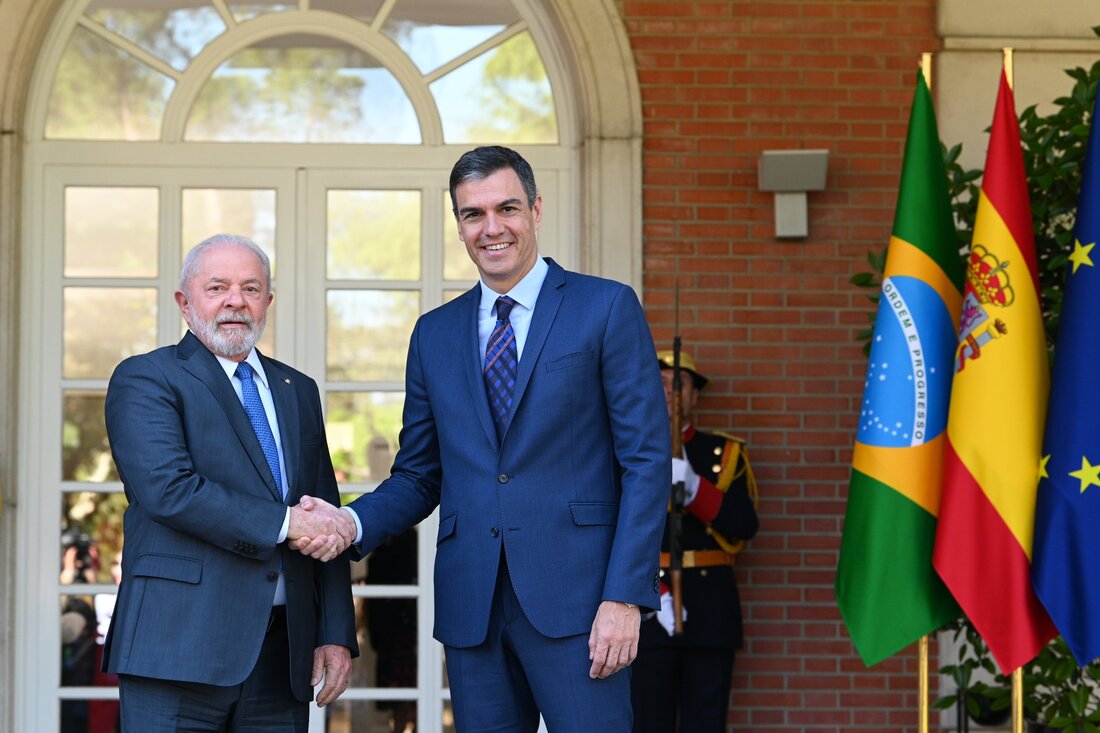 Lula Recebe o Primeiro-Ministro Espanhol Pedro Sánchez no Planalto, em Brasília