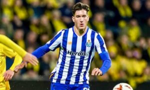 Turquia FC: Avançado Deniz Gül Dispensado da Seleção Turca Devido a Lesão