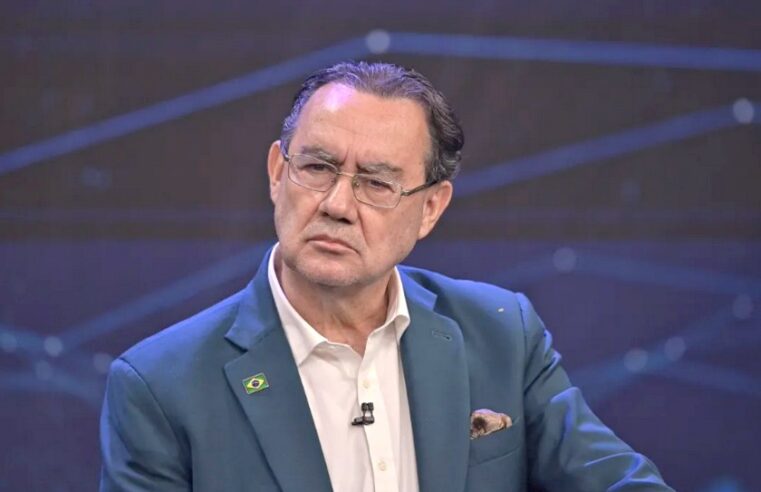 Augusto Cury declara silêncio no segundo turno e avalia saída da política